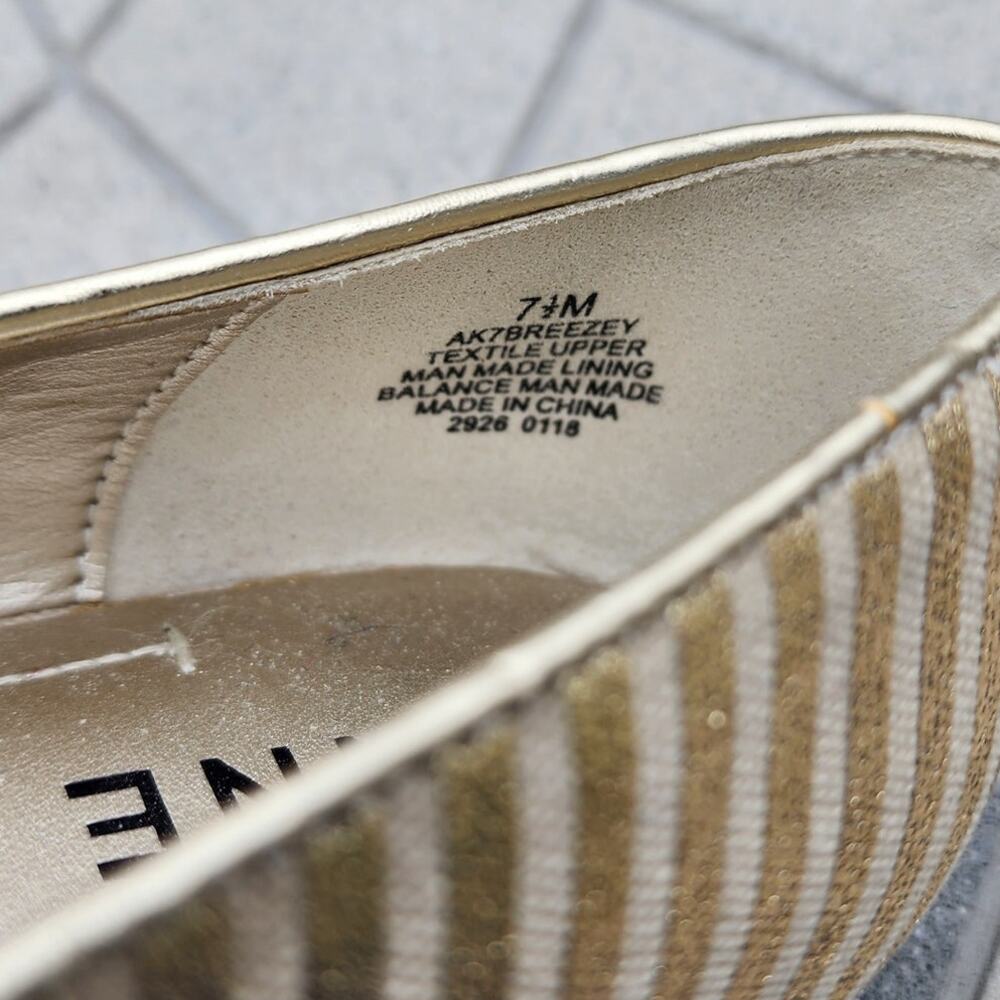 Anne Klein iFlex Breezey Striped Bow Gold Pumps 7.5 - Picture 6 of 11